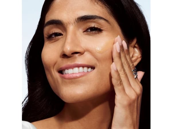 CLINIQUE Even Better Clinical Vitamin Makeup SPF50 - Light Medium Cool 3 30 ml