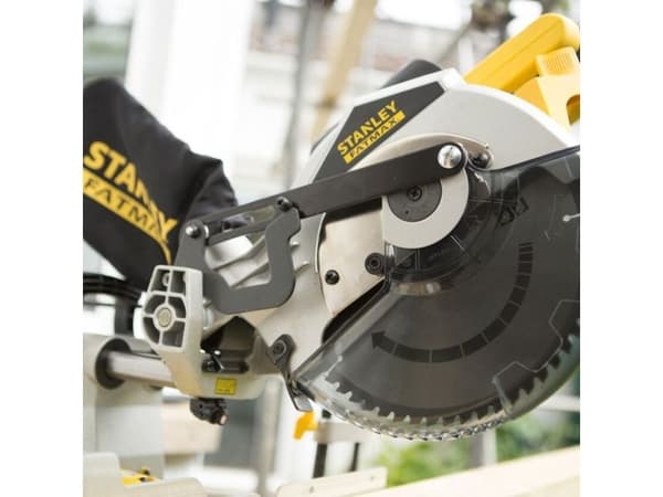 Stanley FME720