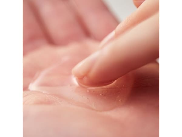 Sensai Silky Purifying Cleansing Gel Water