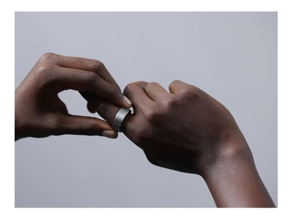 Ultrahuman Ring Air - 8 - smart ring - Bluetooth - råtitan