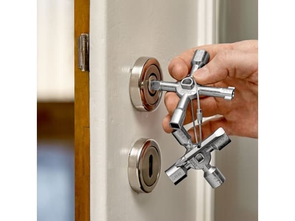 KNIPEX Twinkey® -monitoimiavain