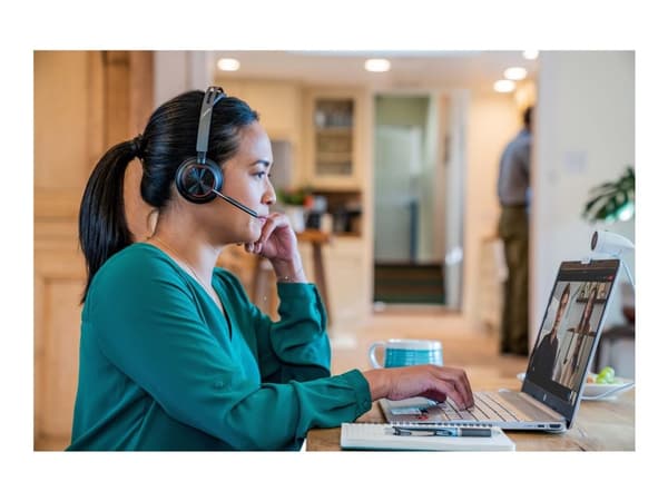 HP Poly Voyager Focus 2-M USB-C-C Headset USB-C/A Adapter Poly+ 3yearsPoly Voyager Focus 2-M USB-C-C Headset USB-C/A Adapter Poly+ 3years WW