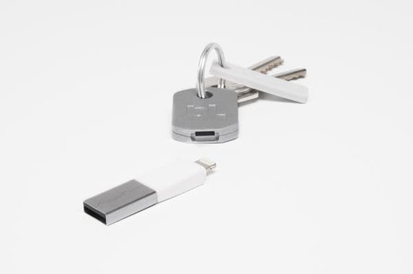 Bluelounge Kii, Sisätila, USB, Valkoinen