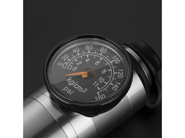 RockBros cykelpump HQ-67A-L03 med manometer – silver