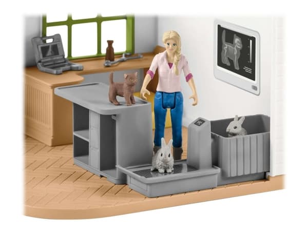 Schleich Veterinarian Practice with Pets