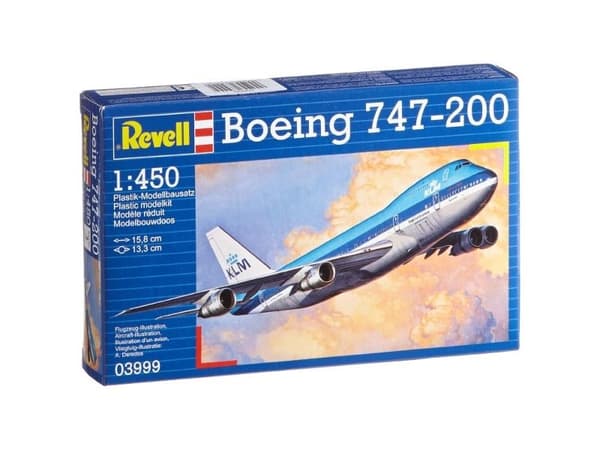 Zvezda-mallisarja Boeing 747200 (63999)