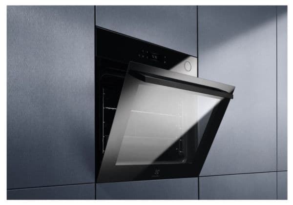 Electrolux EOC8P39WZ Medium Sort Knapper, Berøring