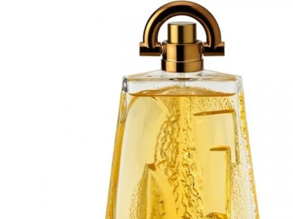 Givenchy Pi Eau De Toilette Spray 100ml Aromatic
