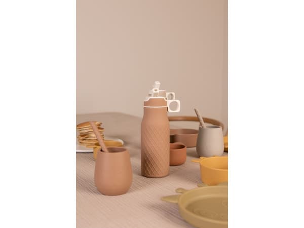Nuuroo Isa silikone drikkedunk - 400 ml