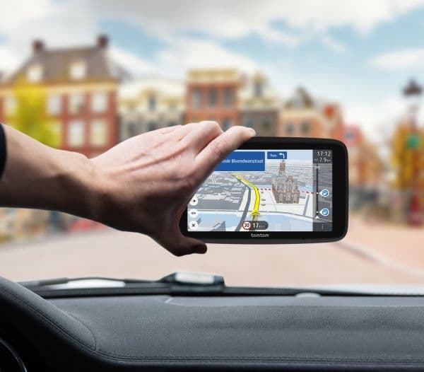 TomTom GO - GPS-navigator - automotiv widescreen