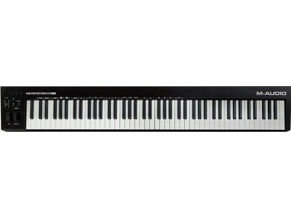 M-AUDIO Keystation 88 MK3 MIDI keyboard
