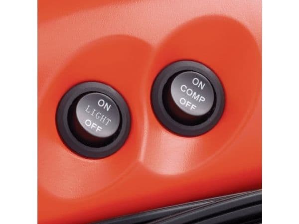 Black & Decker ASI200 , 8,27 bar