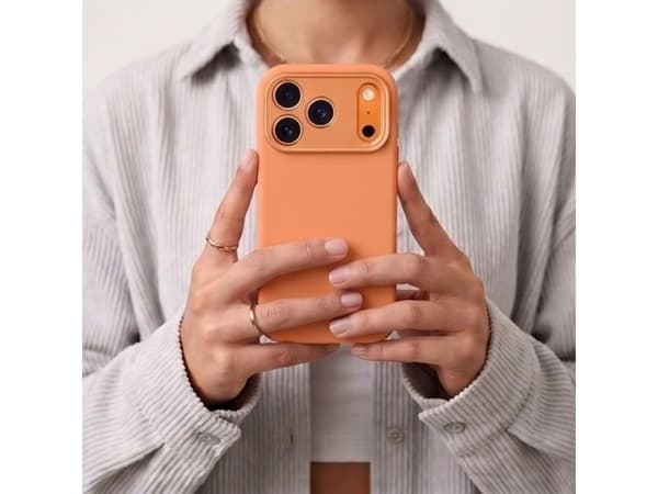 Tech-Protect Uniq MagSafe CC Case for iPhone 18 Pro Max / 17 Pro Max - Orange