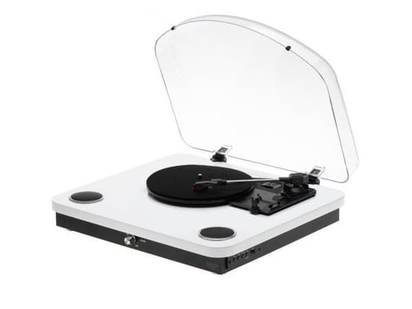 Adler AD-1914W USB:llä, bluetoothilla varustettuna