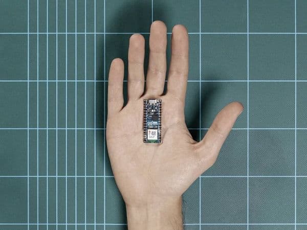 Arduino ABX00083