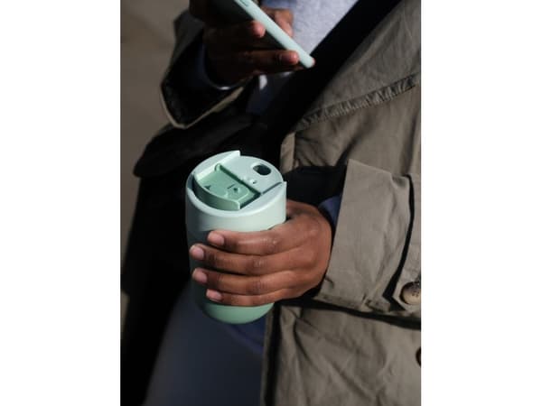 Joseph Joseph Sipp rese-mugg med fällbart lock 340 ml grön (81122)