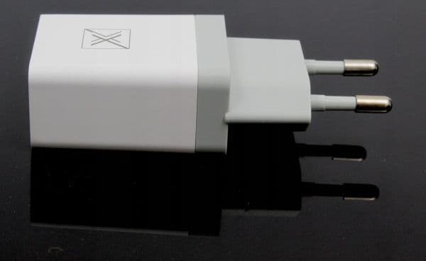 Maxximus nettlader Handy 1A + Micro USB