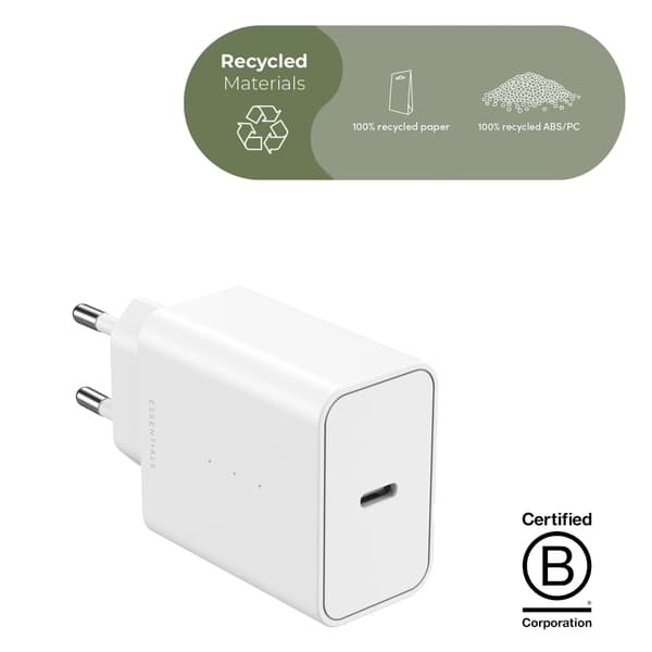 ËSSENTIALS 45W USB-C GaN Charger