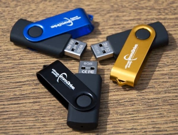 IMRO AXIS/32G USB, 32 GB, 2.0, Taittuva, Punainen