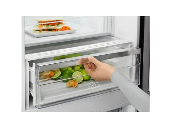 ELECTROLUX LNT7ME36K2 kjøl-frys