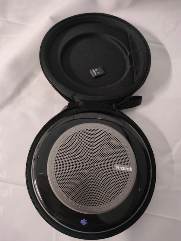 [OUTLET] - CP900 handsfree-autosarja + Bluetooth-USB-dongle