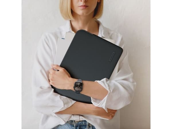 AmazingThing Minimal BasicBag laptopveske for MacBook Neo 13" - sort