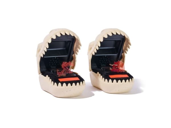 Bitzee Interactive Jurassic World Pet