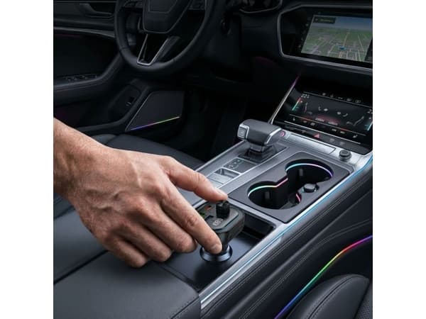 Tech-Protect CC07 3-port PD 54W billader + Bluetooth FM-sender - svart