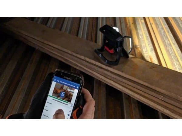 Bosch GLI 18V-4000 C Professional - Arbeidslys - LED