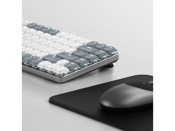 Satechi SM1 Slim Mechanical Backlit Keyboard - Nordic Layout