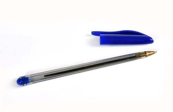 Kuglepen Generic 1.0 mm blå med hætte - (50 stk.)