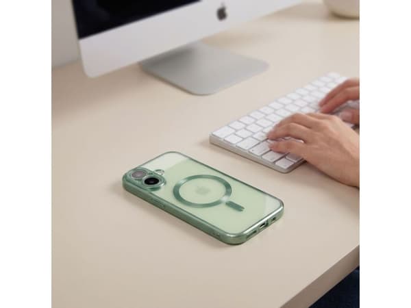Tech-Protect MagFlex Case for iPhone 17 - Matte Green