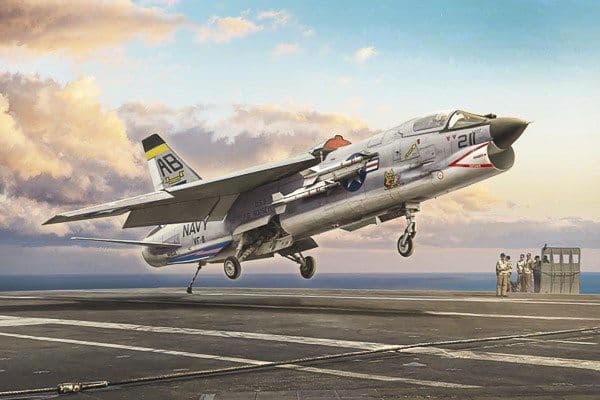 Italeri Modell for montering av F-8E Crusader