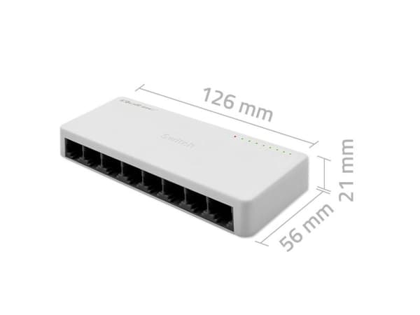 Qoltec - Switch - ohanterad - 8 x 10/100 - skrivbordsmodell