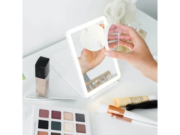OlsenHome - LED Makeup Spejl