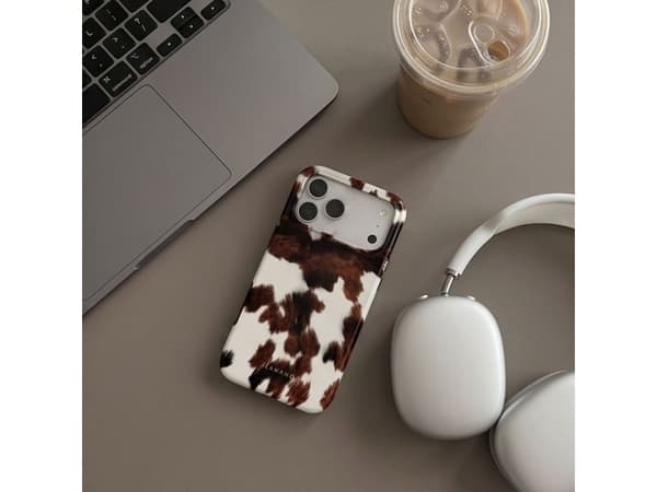 Tech-Protect Lamano MagSafe case for iPhone 18 Pro / 17 Pro - white and brown