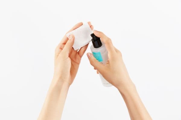 Cosrx Two In One Poreless Power Liquid Cooling Essence For Face 100ml