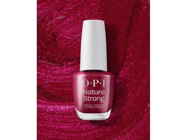 OPI Nature Strong Nail Lacquer - - 15 ml