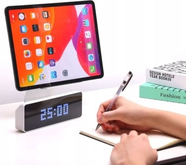 Ulanzi WiFi værstasjon PIXEL Clock TC001