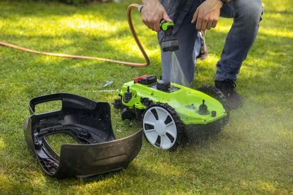 Greenworks Optimow 5 robottiruohonleikkuri