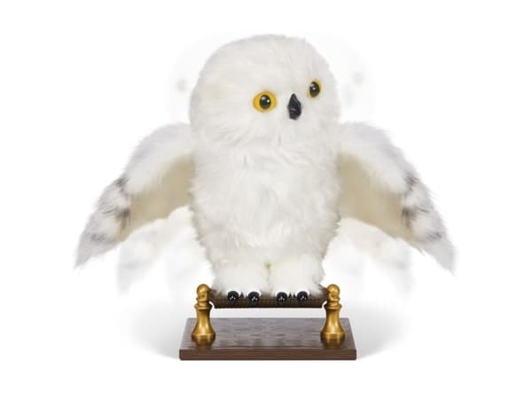 Harry Potter Wizarding World Interactive Enchanted Hedwig - 27cm tall.
