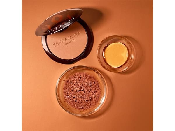 GUERLAIN Bronzing Powder N° 03 Medium Warm