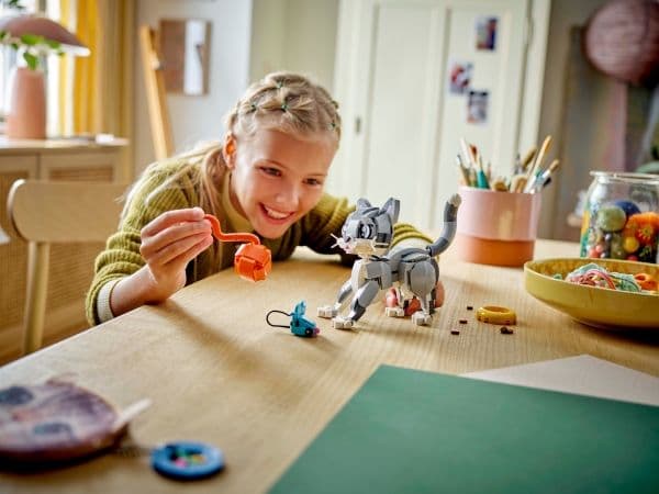 LEGO Creator 31163 Leikkisä kissa