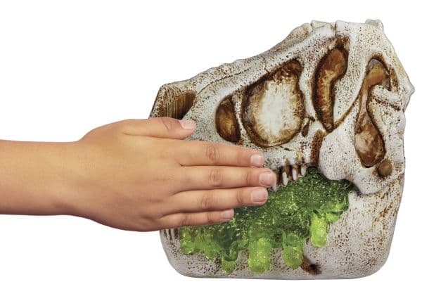 MGA Gross-a-Saurus lentävä tyyli 1