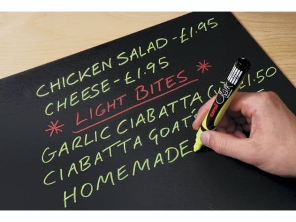 Uni Chalk märkpenna-set med 4 st PWE-8K