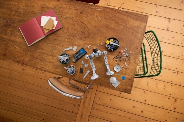 LEGO® Star Wars™ 75417 AT-ST™ stridsdräkt