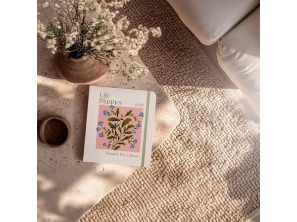 Life Planner Delicate Flowers 2027