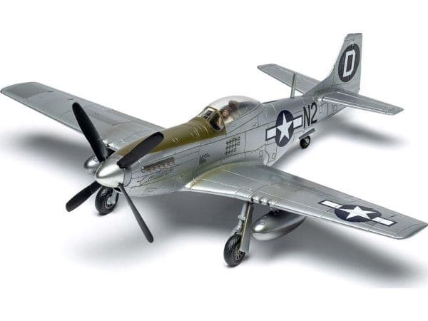 Airfix Starter Set - North American P-51D Mustang