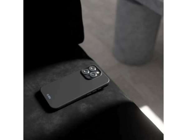 SBS Instinct-deksel for iPhone 16 Pro - svart
