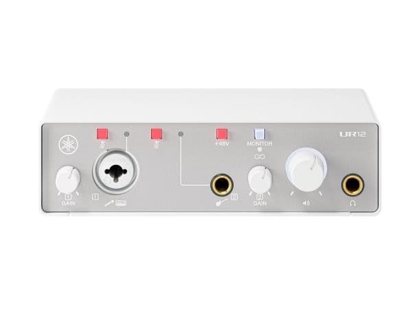 Yamaha UR12MK3 White - lydgrensesnitt